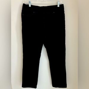 NYDJ Legging Black Denim 8P Pull on Jegging
